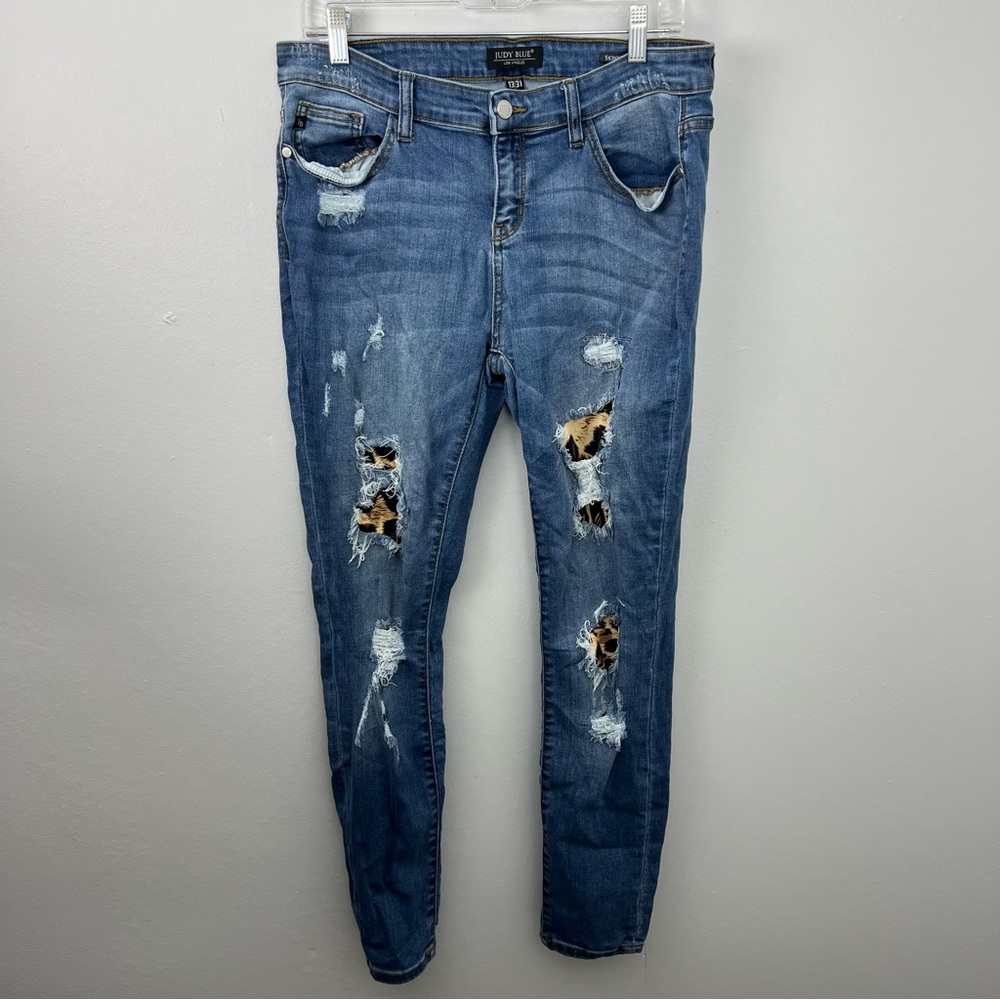 Judy Blue | Leopard Print Patch Skinny Jeans